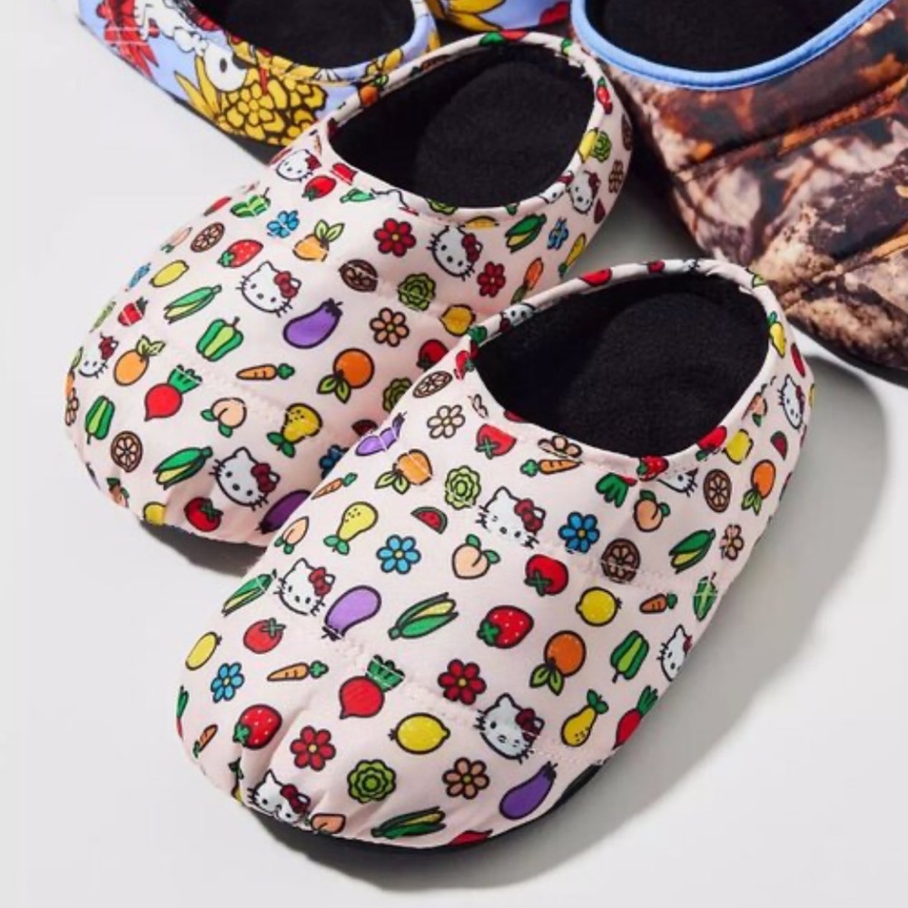 BAGGU Puffy Hello Kitty Slippers